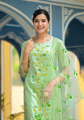 Cotton Dobby Kurta Pant Set | | Shop stylish women's clothing online at Label Flavia |