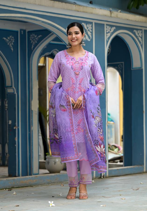 Cotton Dobby Kurta Pant Set | | Shop stylish women's clothing online at Label Flavia |