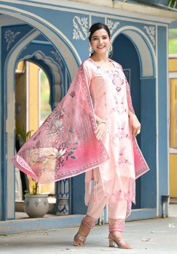 Cotton Dobby Kurta Pant Set | | Shop stylish women's clothing online at Label Flavia |